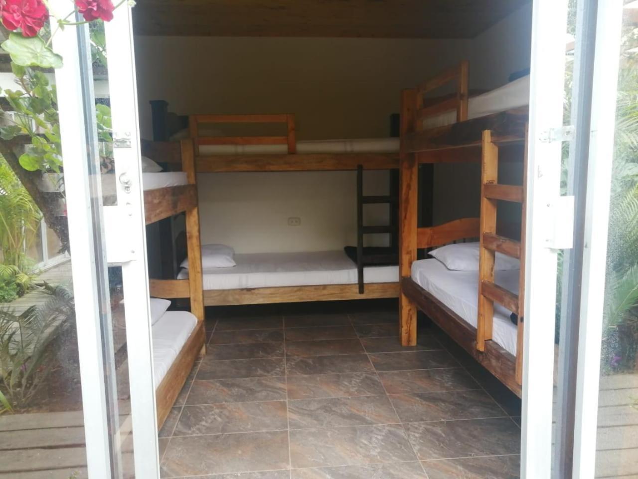 Hostal Hilltop Zapzurro Exterior foto